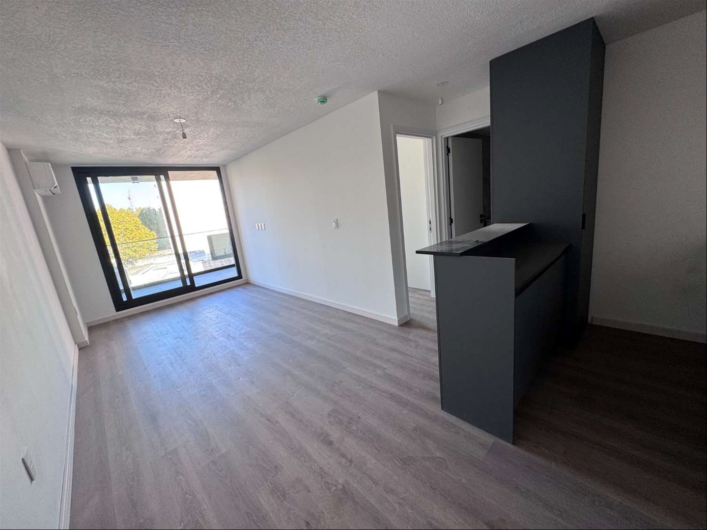 Alquiler apartamento cordon a estrenar 1 dormitorio con divina terraza y muy luminoso