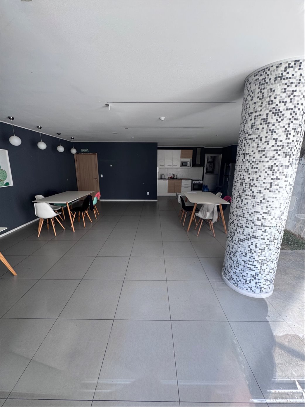 Alquiler de apartamento La Blanqueada de 1 dormtorio y garaje. Barbacoa y gym · Foto 11