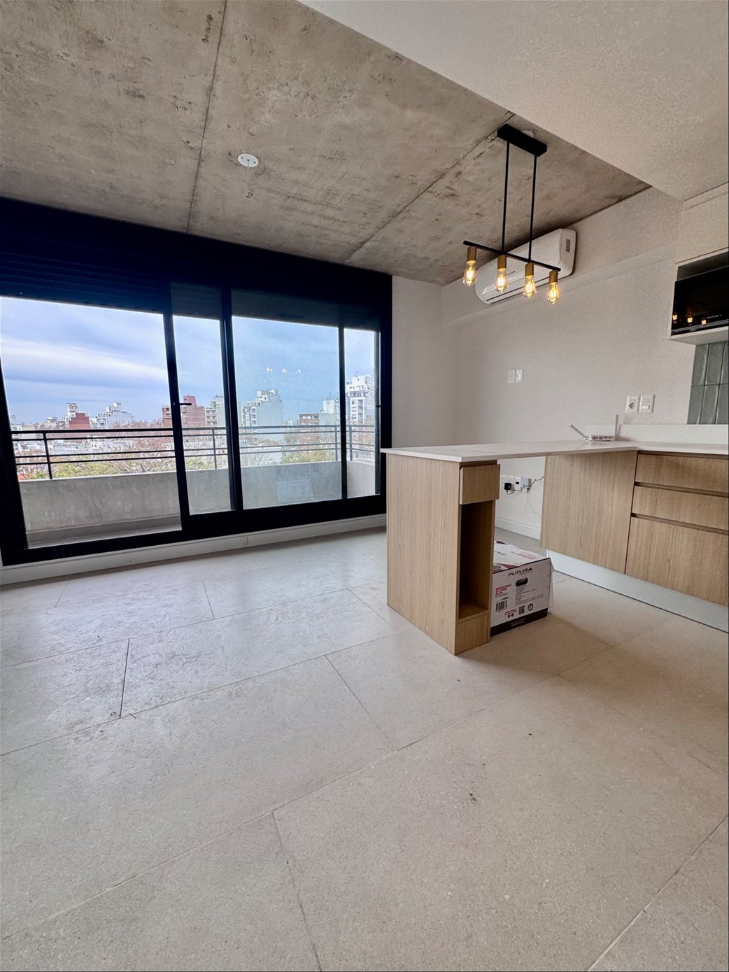 Alquiler Pocitos 1 dormitorio con terraza y garaje. Estrene