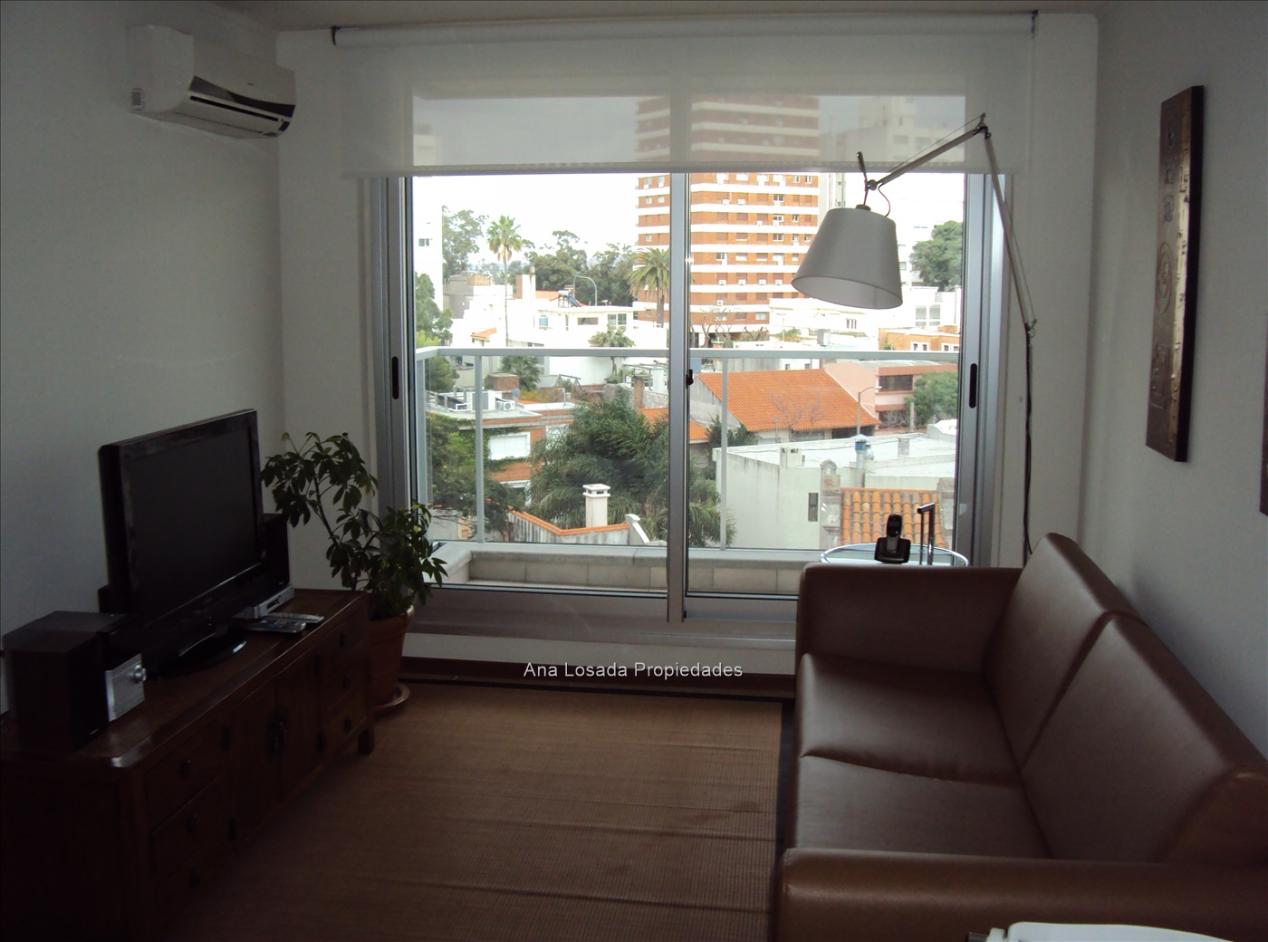 CON MUEBLES!!!! EXCELENTE!!!