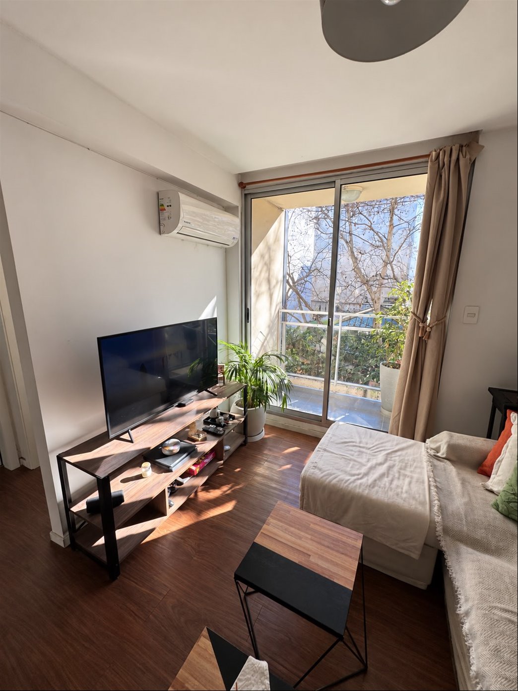 VENTA CENTRO CON RENTA HERMOSO APARTAMENTO PLAZA CAGANCHA