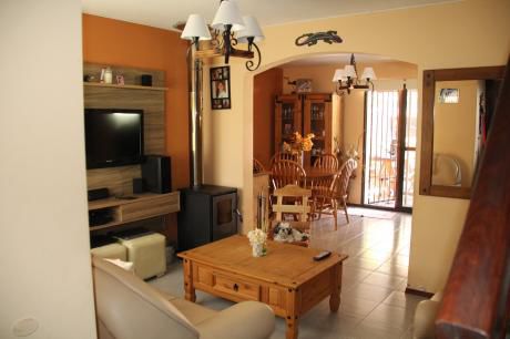 Preciosa Casa En Barrio Privado
