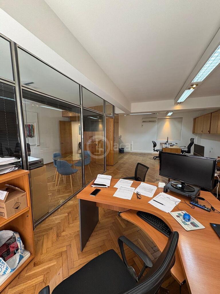 ALQUILER OFICINA CIUDAD VIEJA  100 M2 · Foto 4