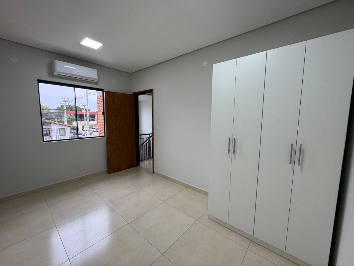 ALQUILO DUPLEX EN BARRIO TRINIDAD ASUNCION — foto 3