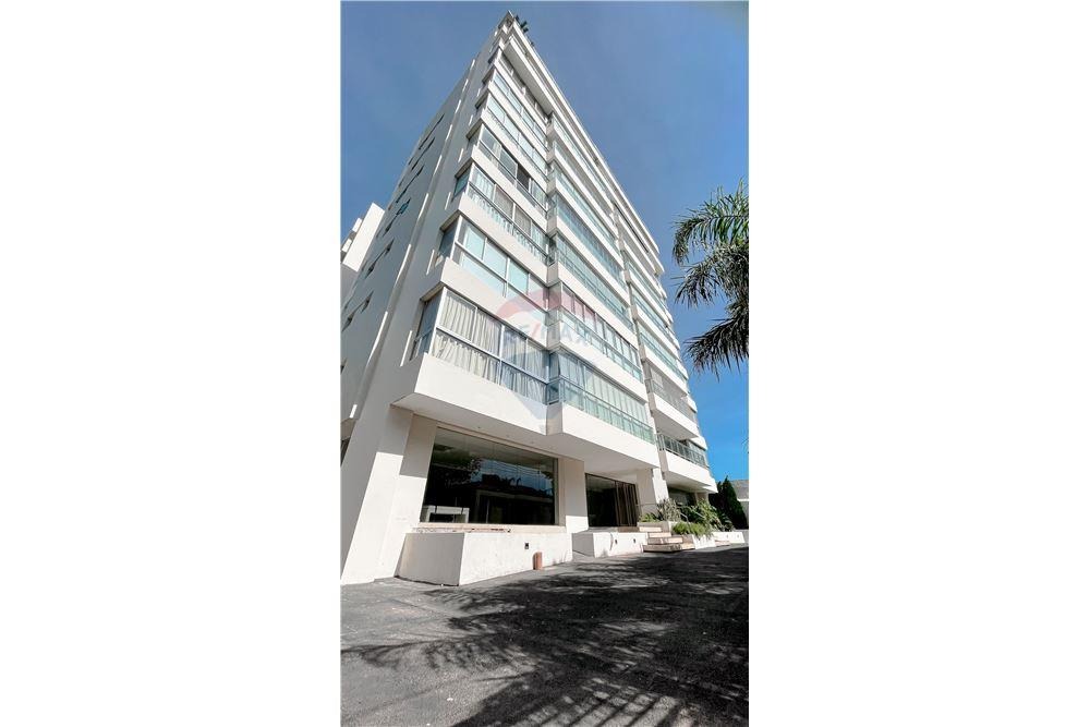 Departamento en venta en Villa Morra