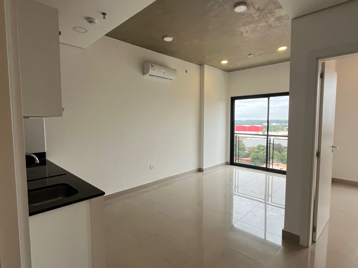 ALQUILO DEPARTAMENTO 1 DORM EN CAMPO GRANDE, LUQUE — foto 2