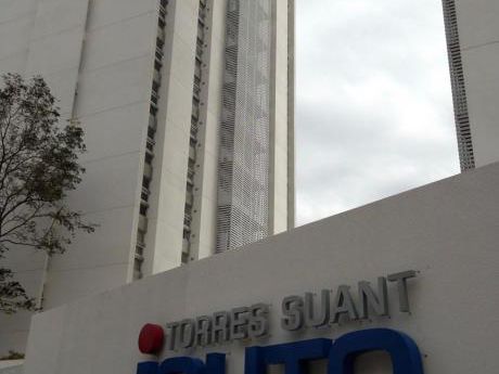 Departamento En Venta Canal Isuto Entre 2do Y 3er Anillo Condominio Suant Isuto