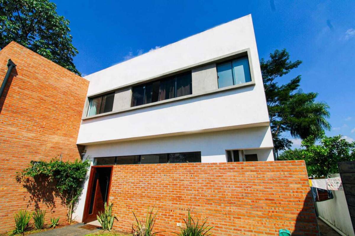 CASA EN VENTA BARRIO SAN MIGUEL SAN LORENZO — foto 2