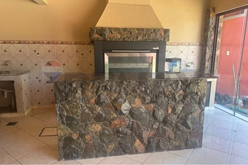 Casa en alquiler en San Vicente — foto 2