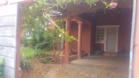 En Alquiler! Amplia Casa En Luque Zona Los Jardines