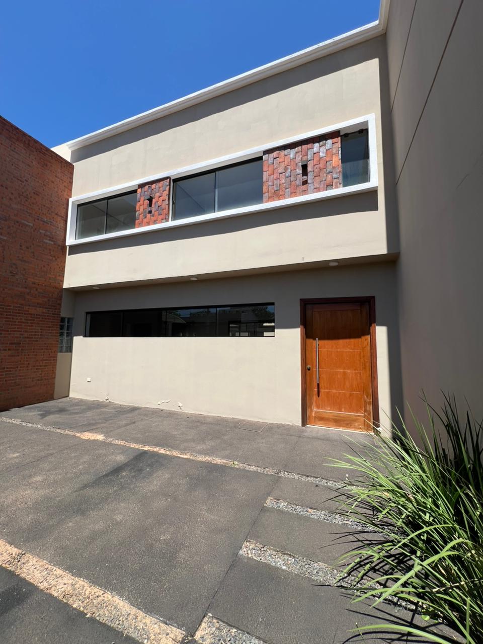 EN VENTA DÚPLEX A ESTRENAR EN LUQUE — foto 2