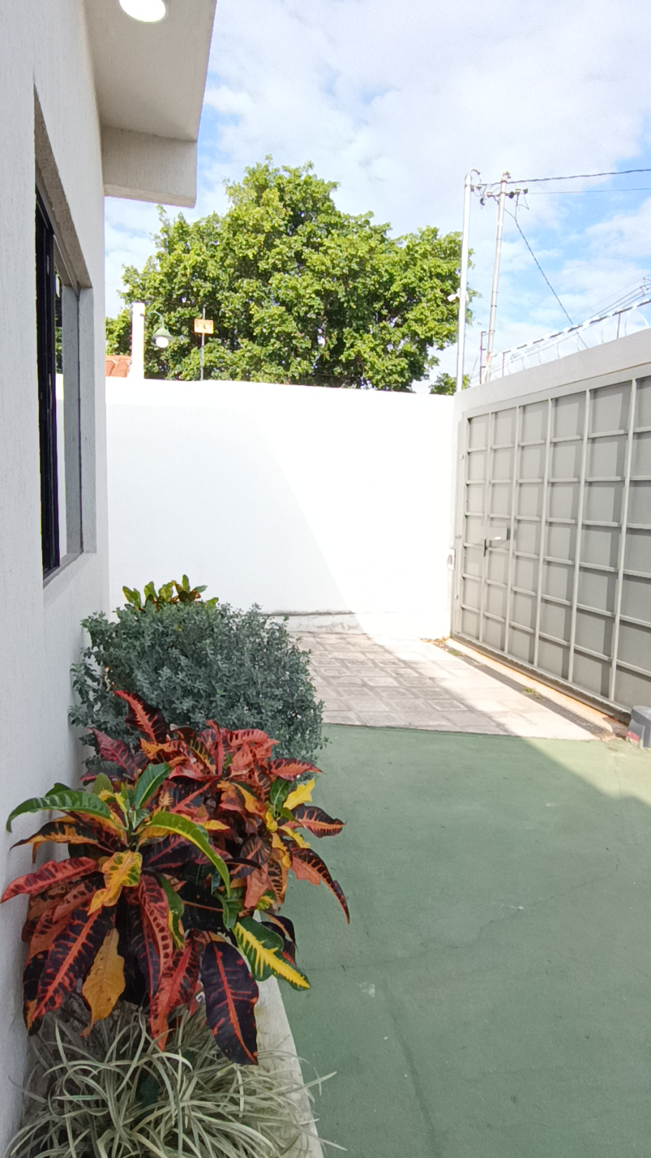 VENDO CASA DE UNA PLANTA EN LOMA PYTA - ASUNCION — foto 2
