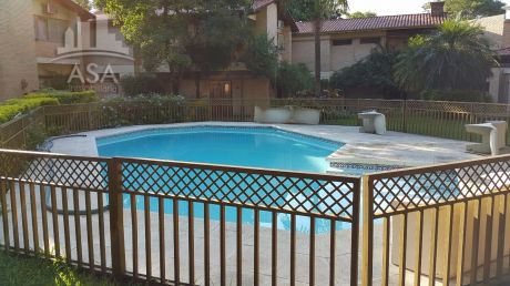 Alquilo Casa Amoblada En Condominio Con Piscina