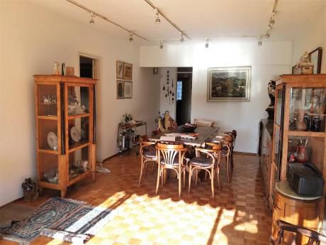 Apartamento Amplio Y Soleado 2 Dormitorios, Vista Despejada, Losa, Garaje