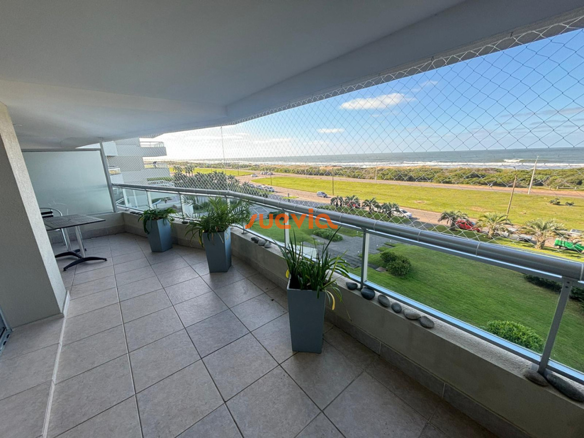 Apartamento en venta en Playa Brava