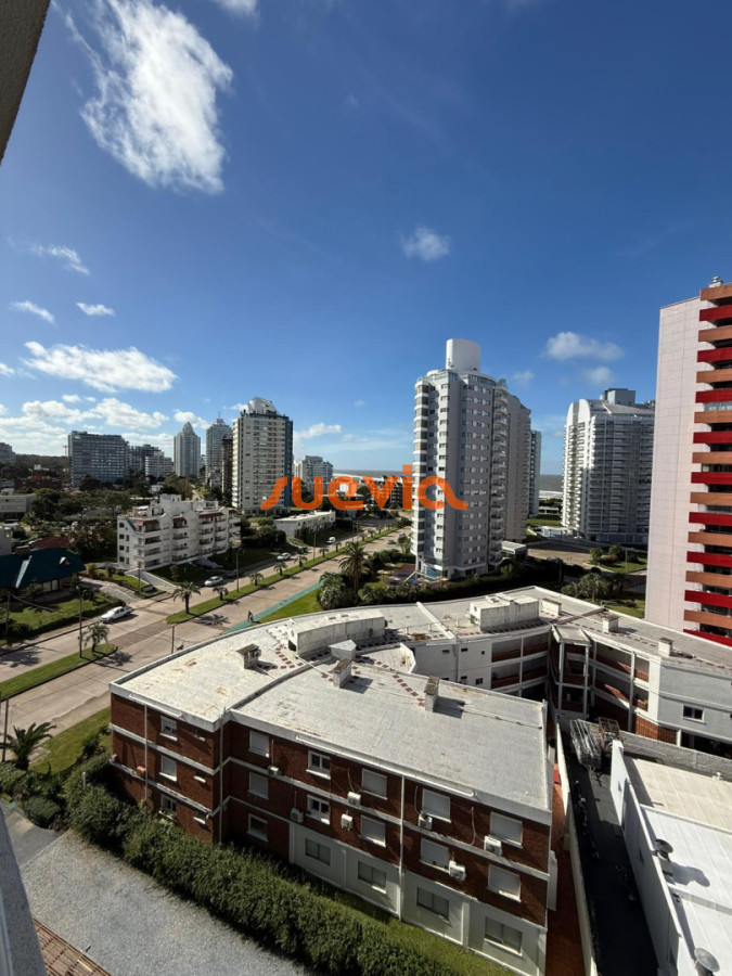 Apartamento en alquiler en Playa Brava