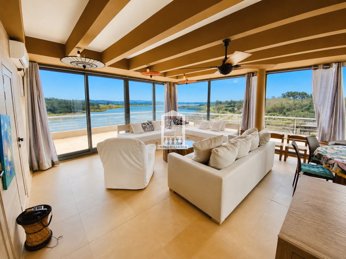 Penthouse con vista a la laguna y al mar. Lugar único e irrepetible