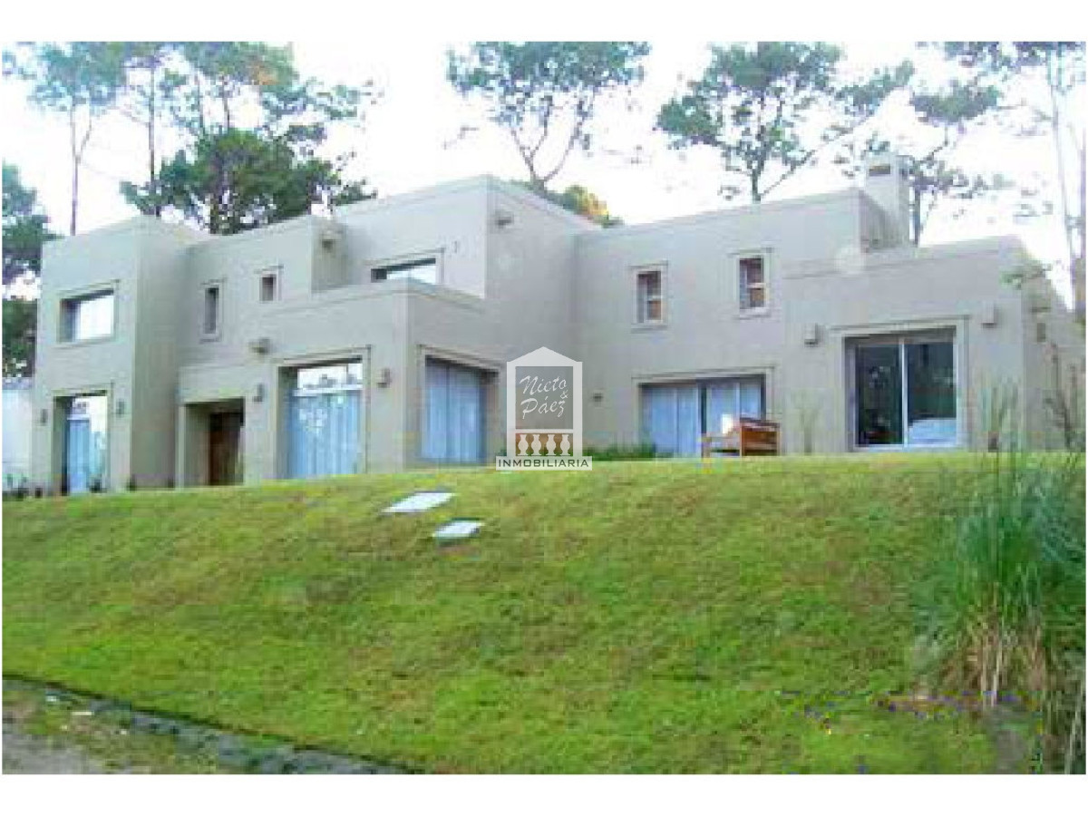 Casa en venta en Manantiales