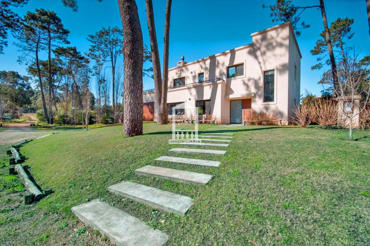 Casa en venta en Pinares