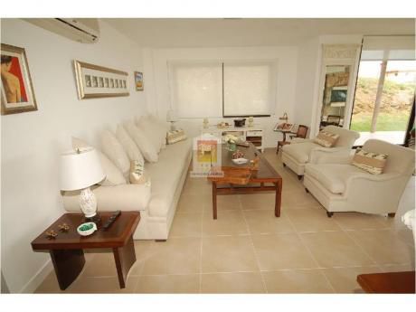 Apartamentos En Punta Ballena