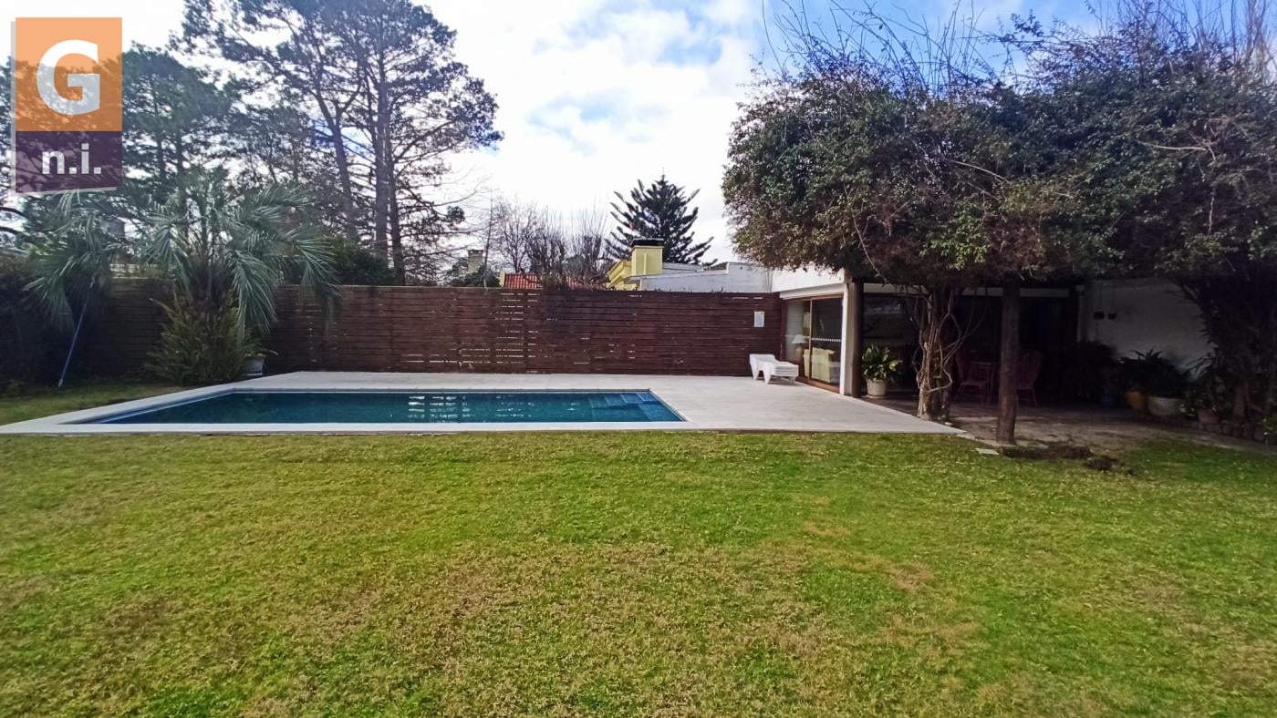 Casa en Punta del Este (Pinares Del Este) Ref. 1627