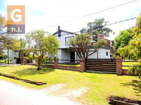Casa En Piriápolis (los ángeles)