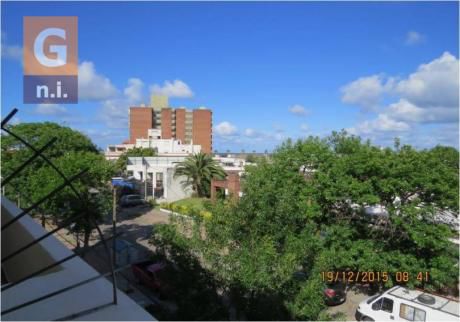 Apartamento En Piriápolis (piriápolis Centro)
