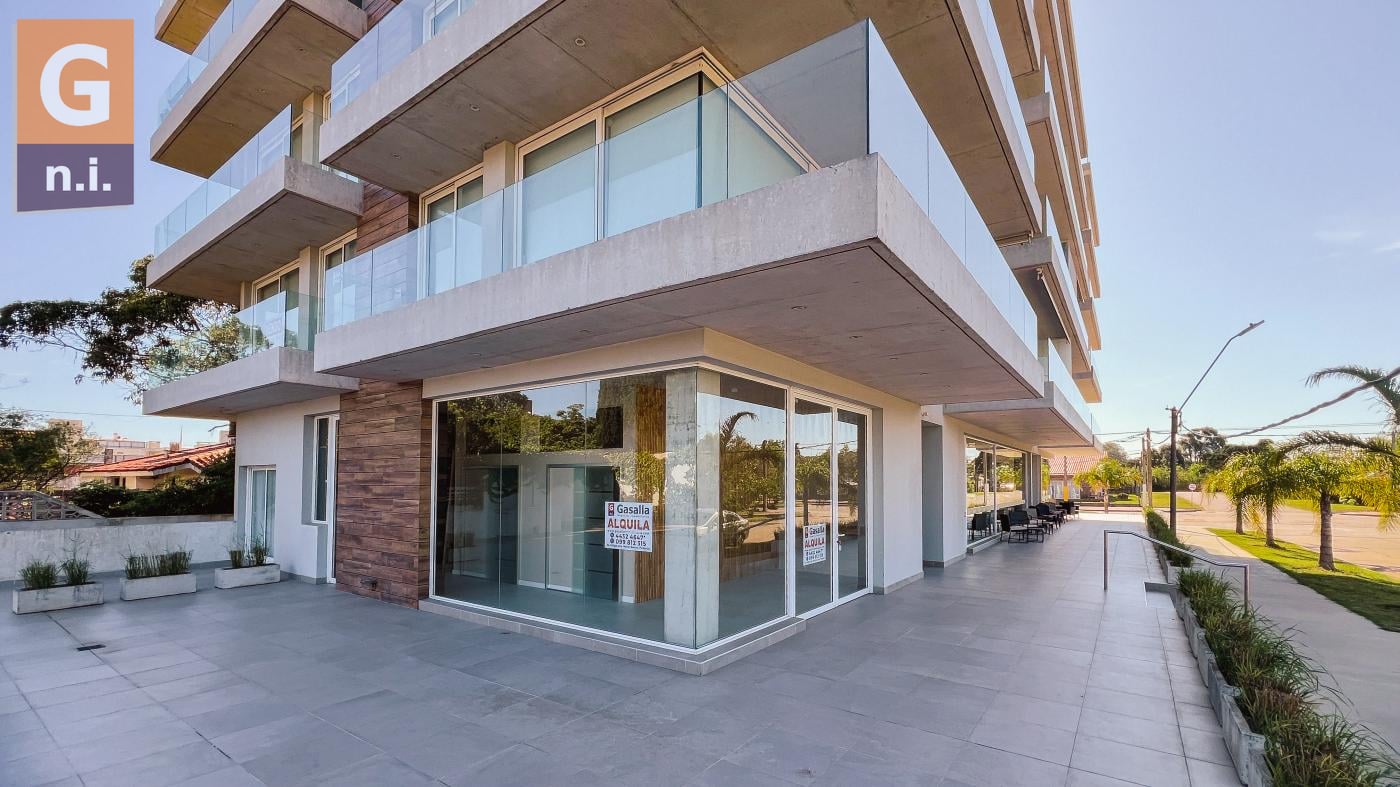 Local Comercial en Piriápolis (Beaullieu) Ref.2859 · Foto 1