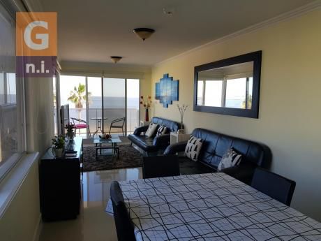 Apartamento En Piriápolis (piriápolis Centro)