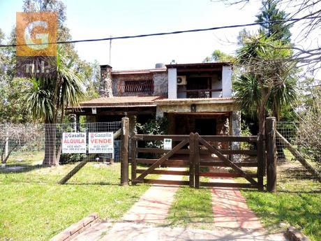 Casa En Piriápolis (playa Hermosa)