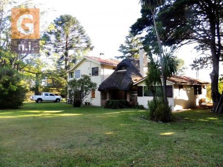 Casa En Piriápolis (solís)