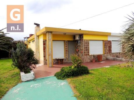 Casa En Piriápolis (los ángeles)