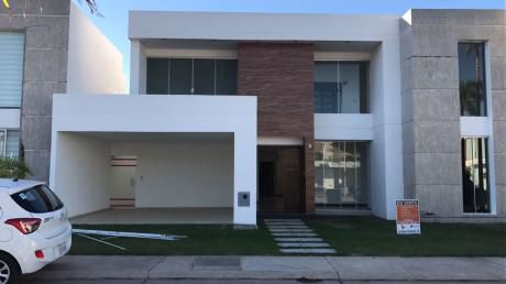 Jardines Del Norte 3 única Casa En Venta A Estrenar.