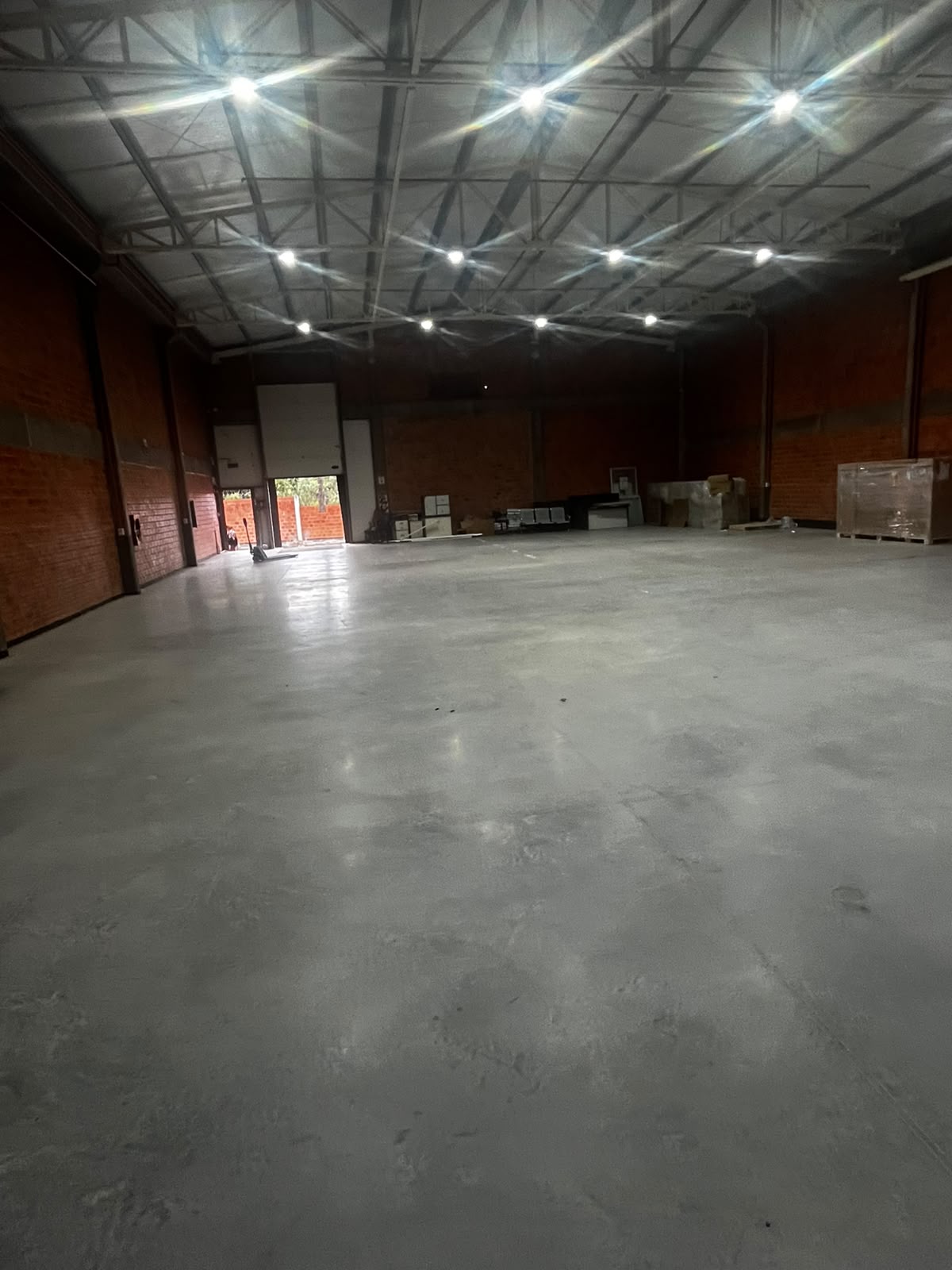 ALQUILO DEPOSITO EN MARIANO ROQUE ALONSO — foto 2