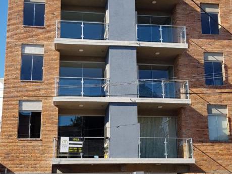 Departamentos En Alquiler Edificio Ethernia, Lujo A Su Alcance!