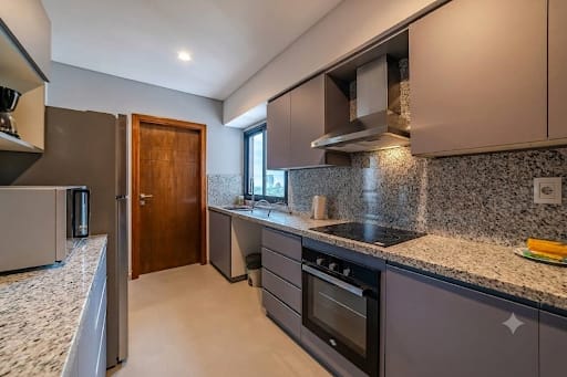 Alquilo Departamento Amoblado en Torre Augusta | 2 Dormitorios | 104,60 m² — foto 3