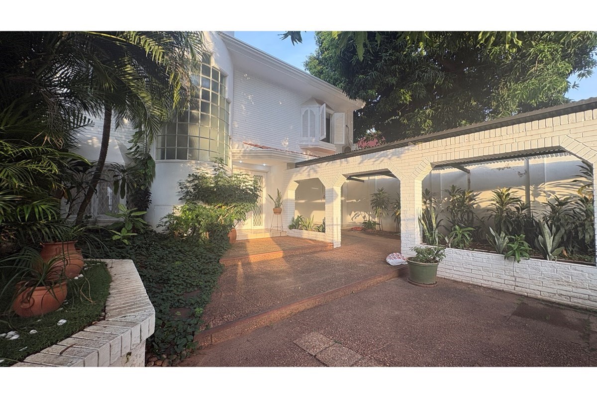 Casa en venta en Ycuá Satí