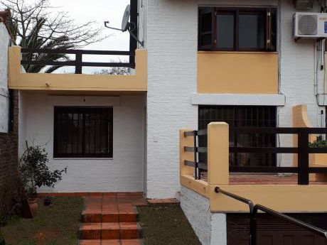 Alquiler Casa 3 Dormitorios 2 Baños S.j.de Carrasco
