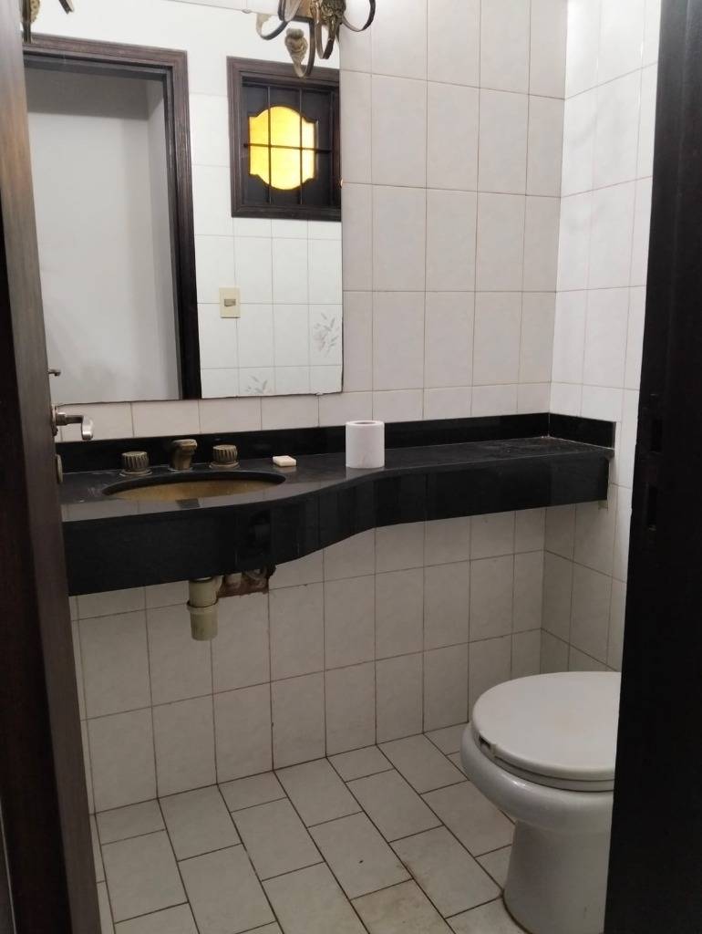 Casa en alquiler en Mburucuyá, Asunción — foto 3