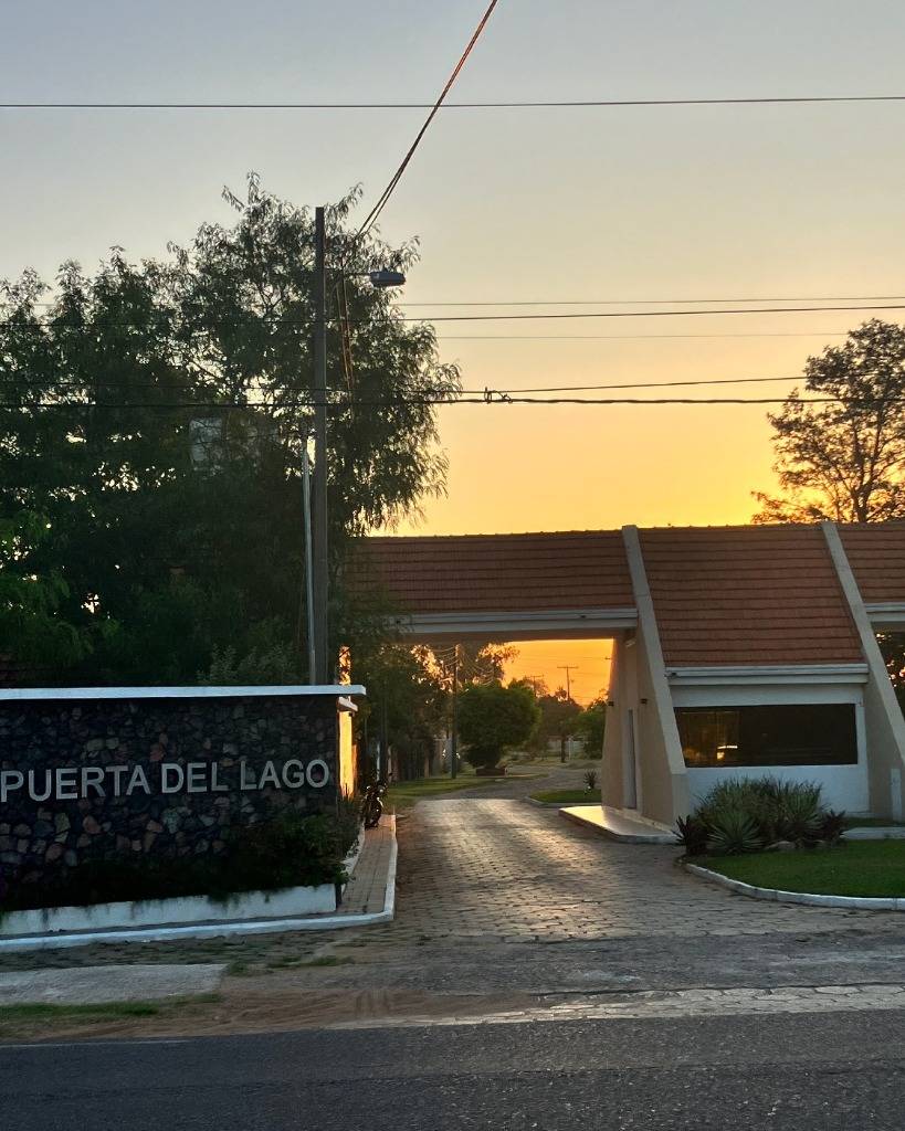 Vendo terreno en Urbanización Puerta del Lago - San Bernardino — foto 2