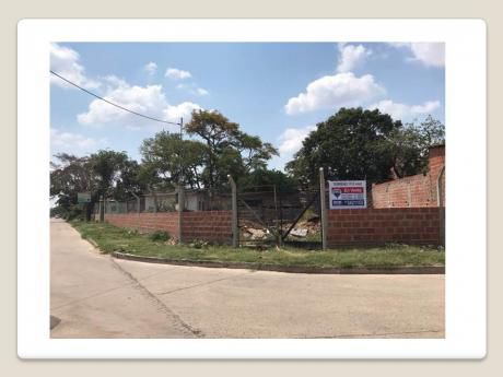 Terreno En Venta Entre Bush Y Centenario