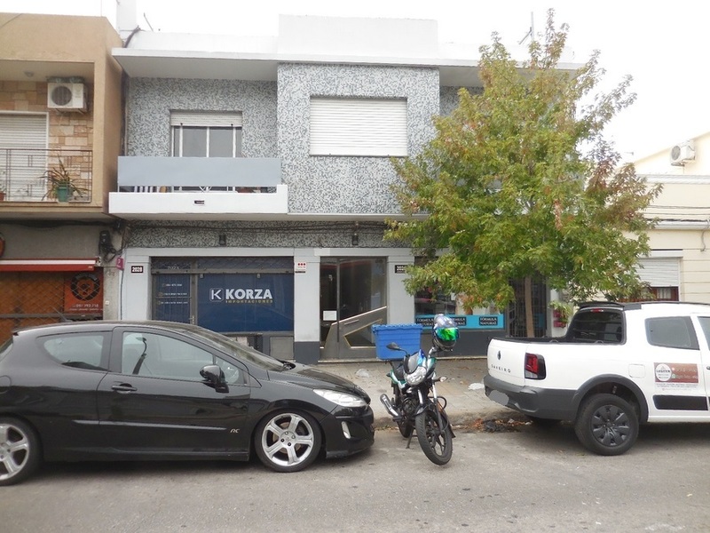 Apartamentos en Tres Cruces · Foto 1