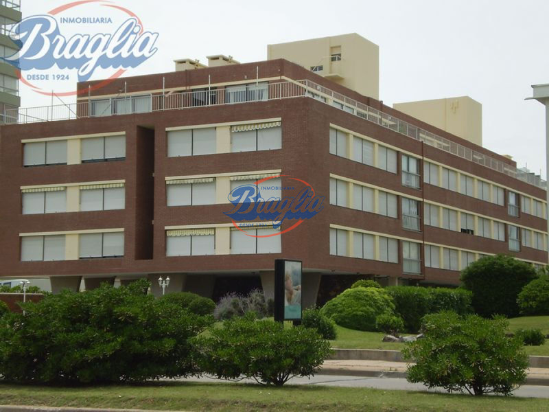 Apartamentos en Playa Mansa