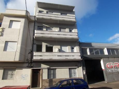Apartamentos En Cordón