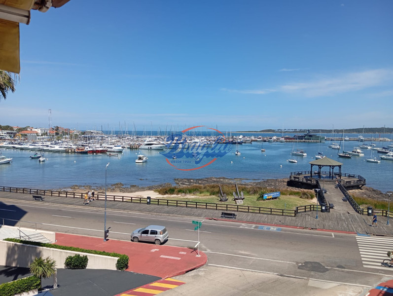 Apartamentos en Península