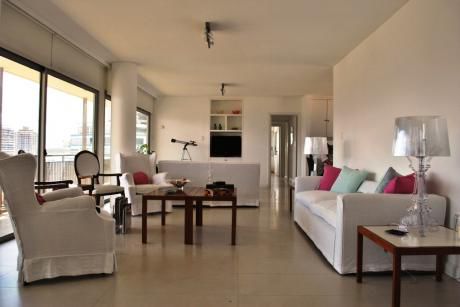 Apartamento En Venta 3 Dormitorios
