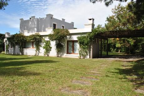 Casa En Venta 3 Dormitorios