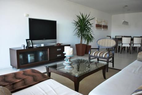Apartamento En Alquiler 3 Dormitorios