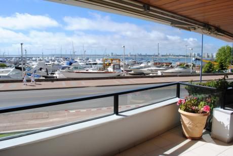 Apartamento En Alquiler 3 Dormitorios