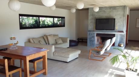 Casa En Venta 3 Dormitorios